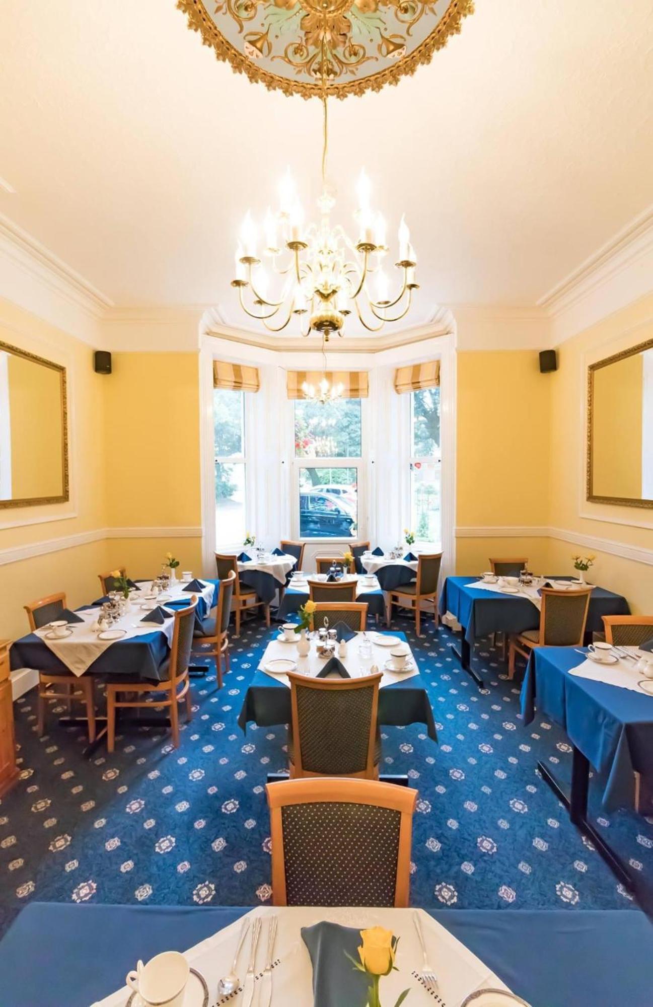 Hotel Balincourt Bournemouth Zewnętrze zdjęcie The dining room at the hotel