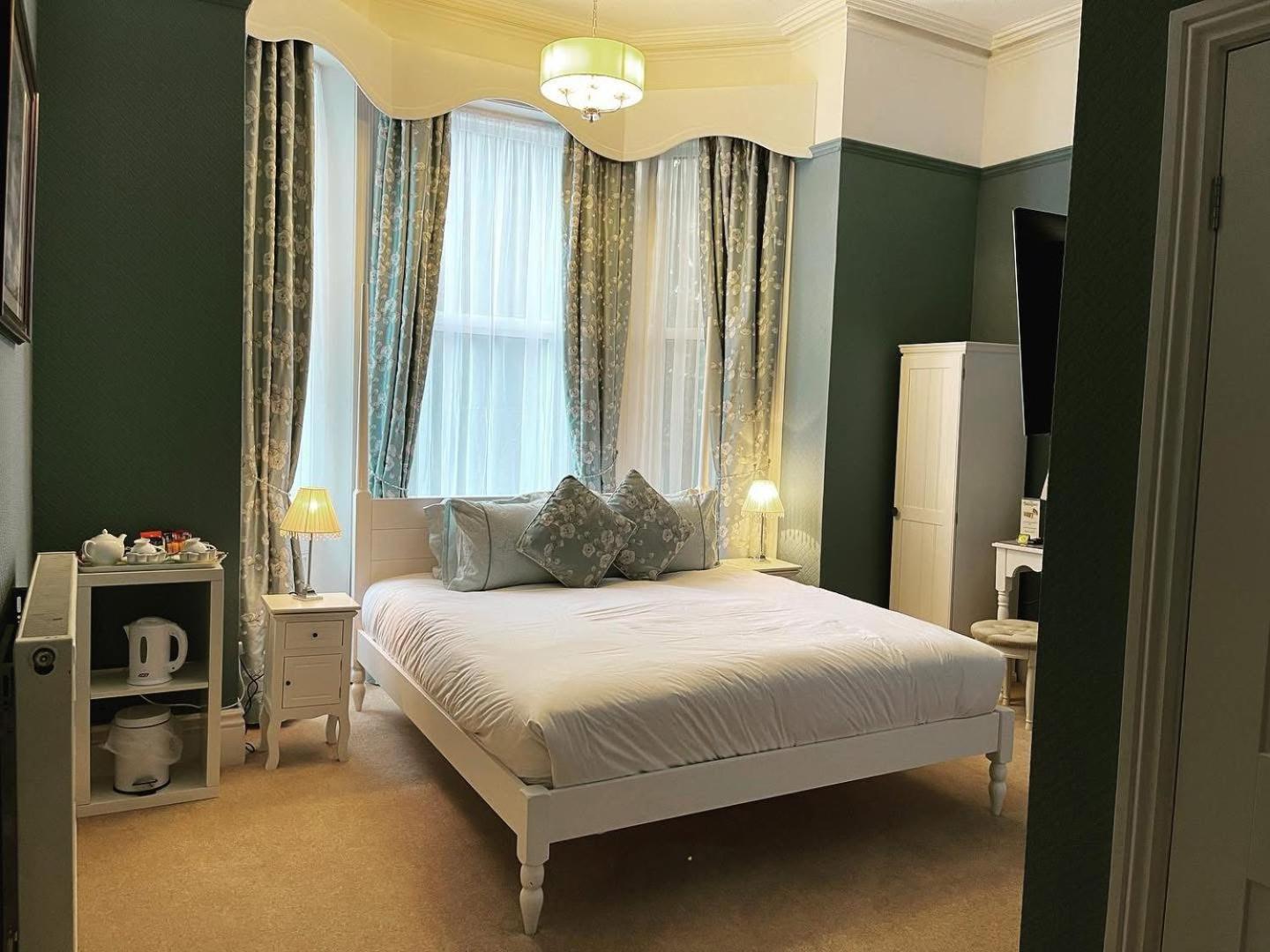 Hotel Balincourt Bournemouth Zewnętrze zdjęcie A bedroom at the hotel